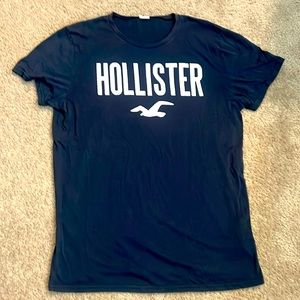 A Hollister tee